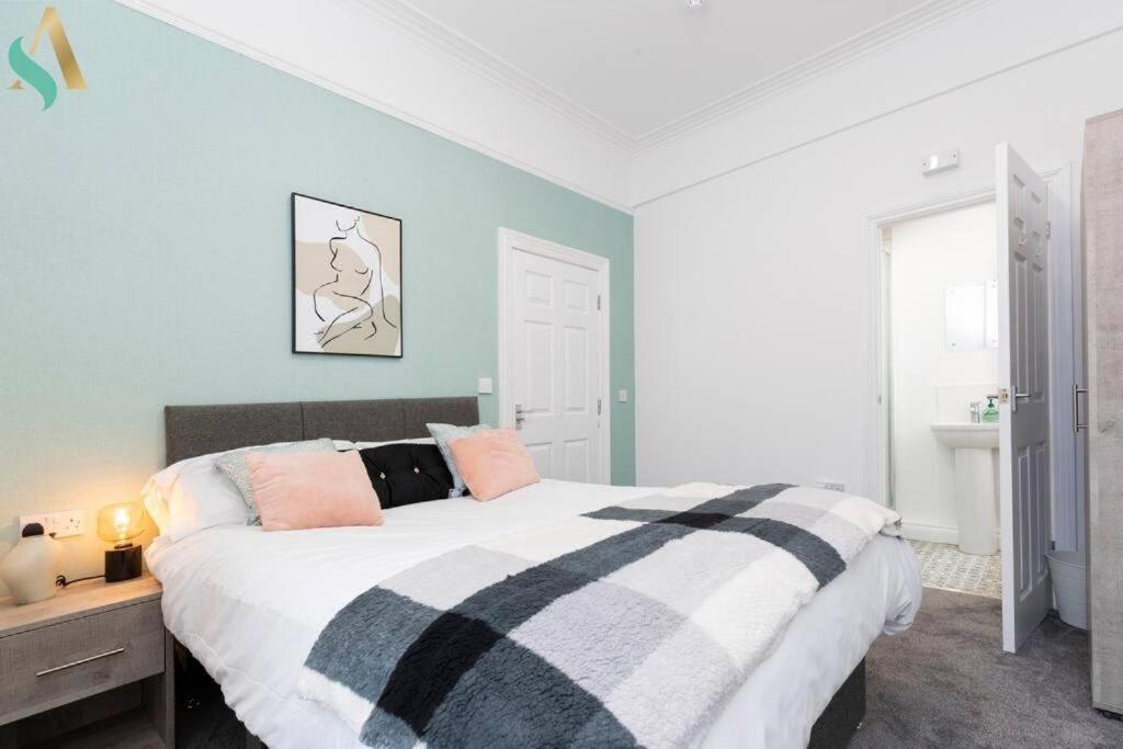 5 Double Bedrooms With Ensuites - Teesside House Tsac Redcar Ngoại thất bức ảnh