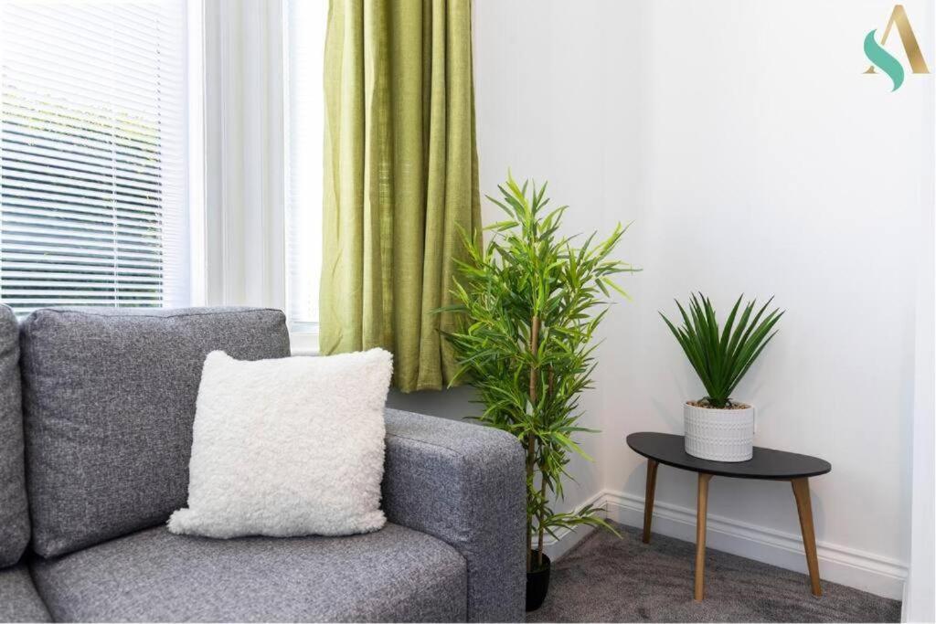5 Double Bedrooms With Ensuites - Teesside House Tsac Redcar Ngoại thất bức ảnh