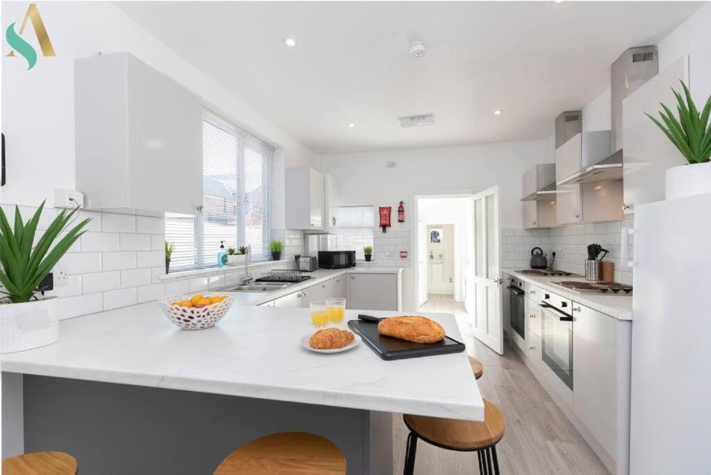 5 Double Bedrooms With Ensuites - Teesside House Tsac Redcar Ngoại thất bức ảnh